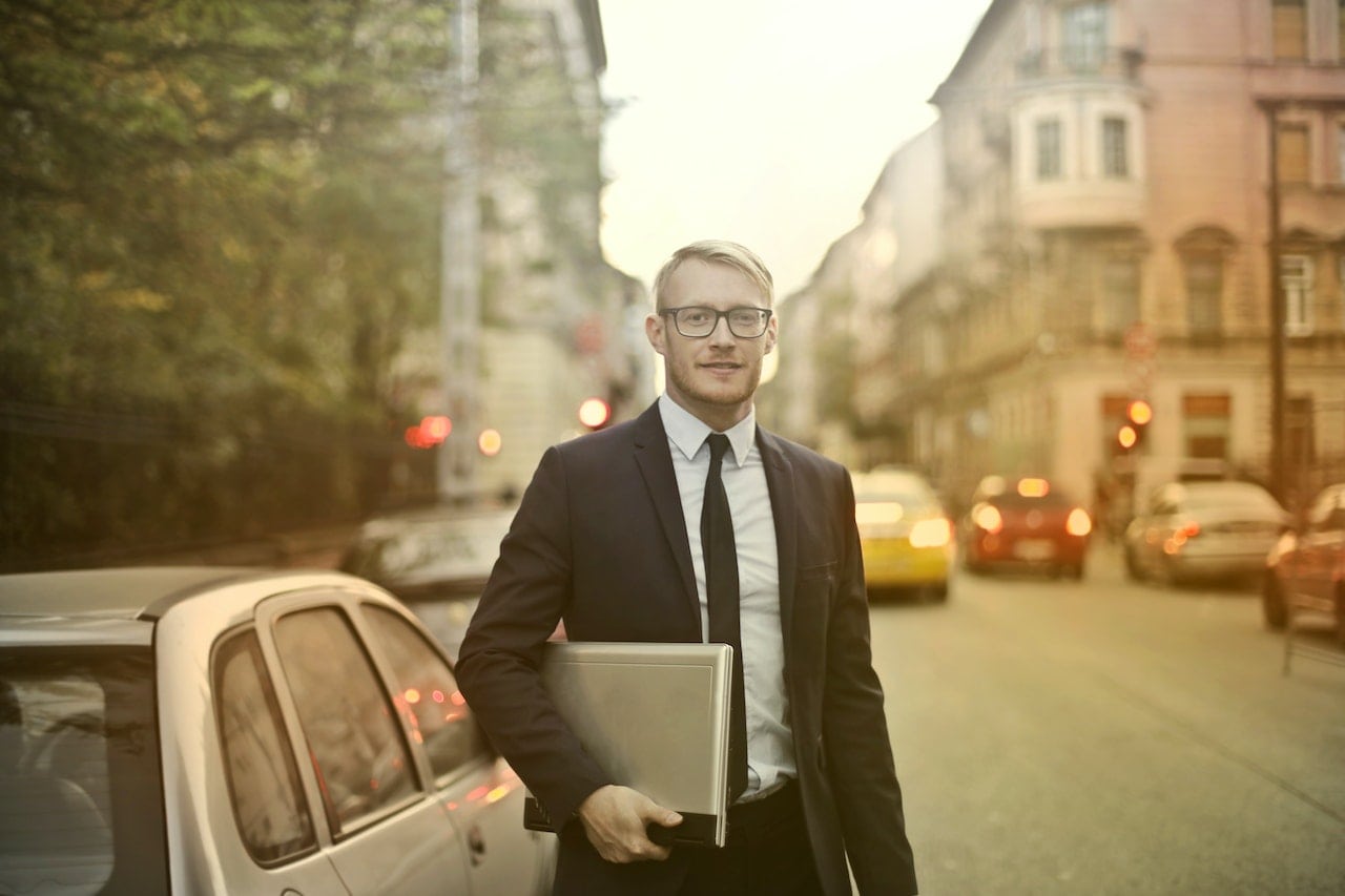 Sous-louer sa voiture de luxe : 5 avantages